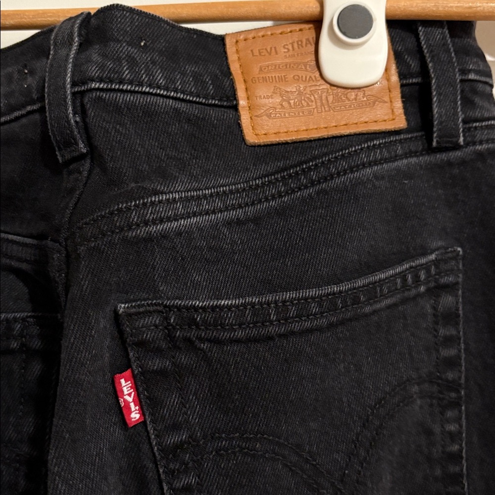 Levi's Women's Black Boot Cut Jeans - Picture 10 of 10